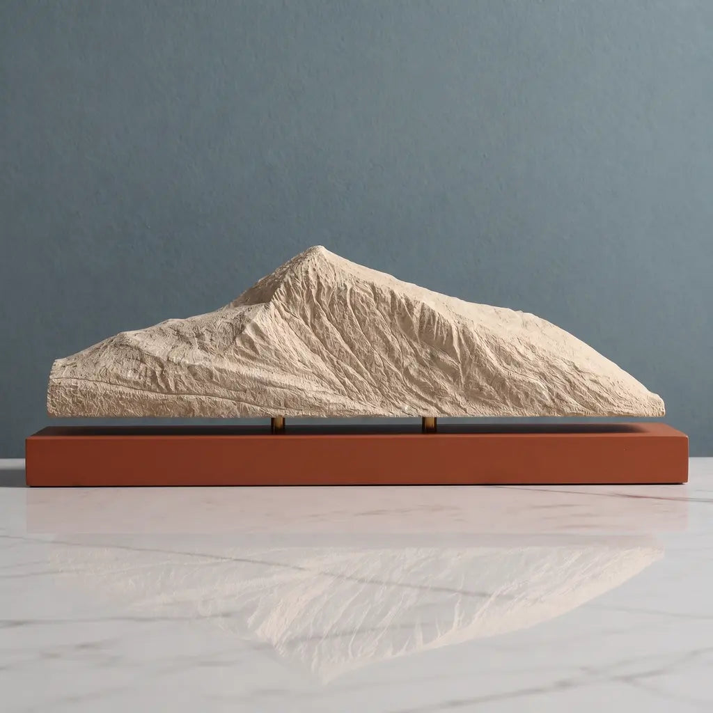 Hoverla Sculpture Sculpted Peaks