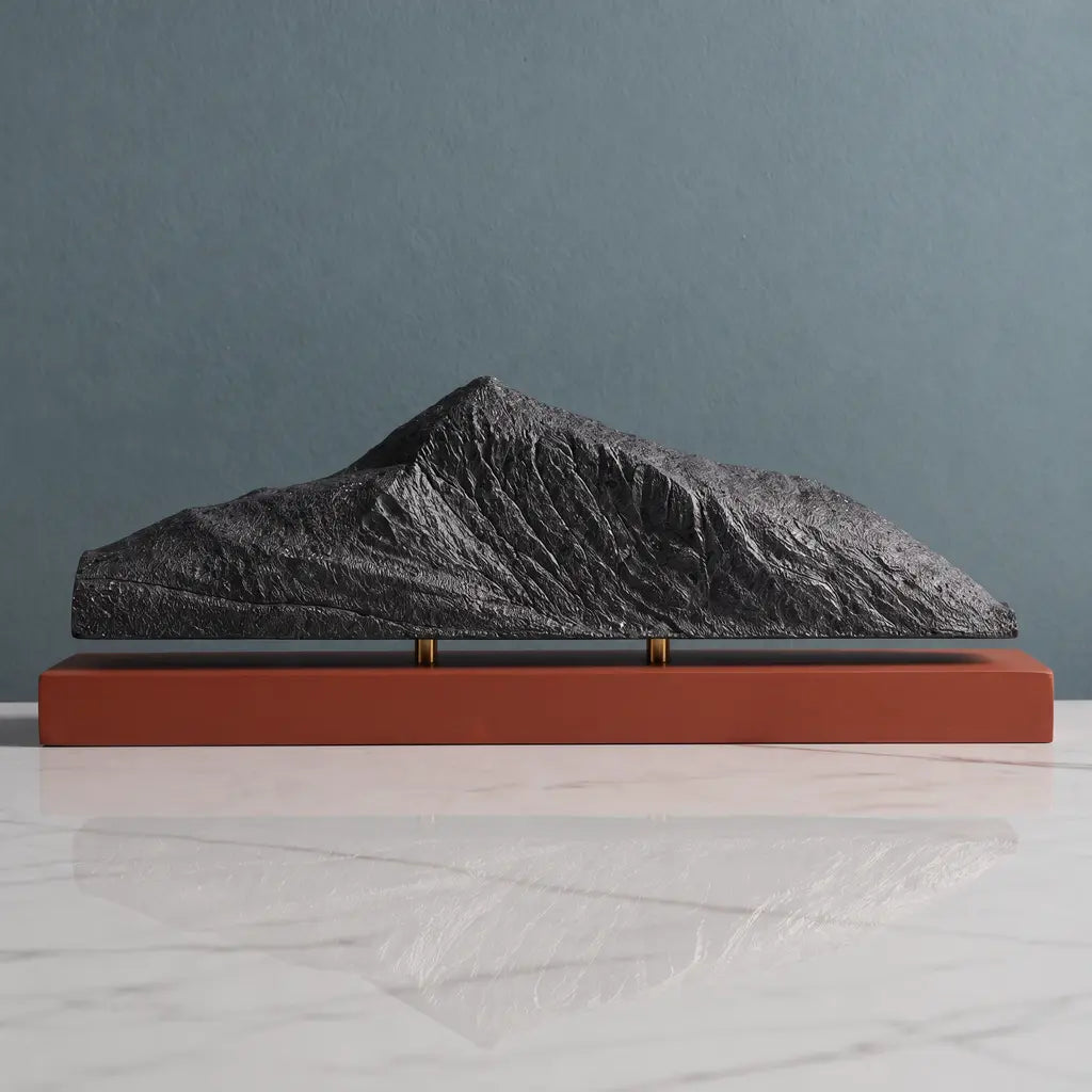 Hoverla Sculpture Sculpted Peaks