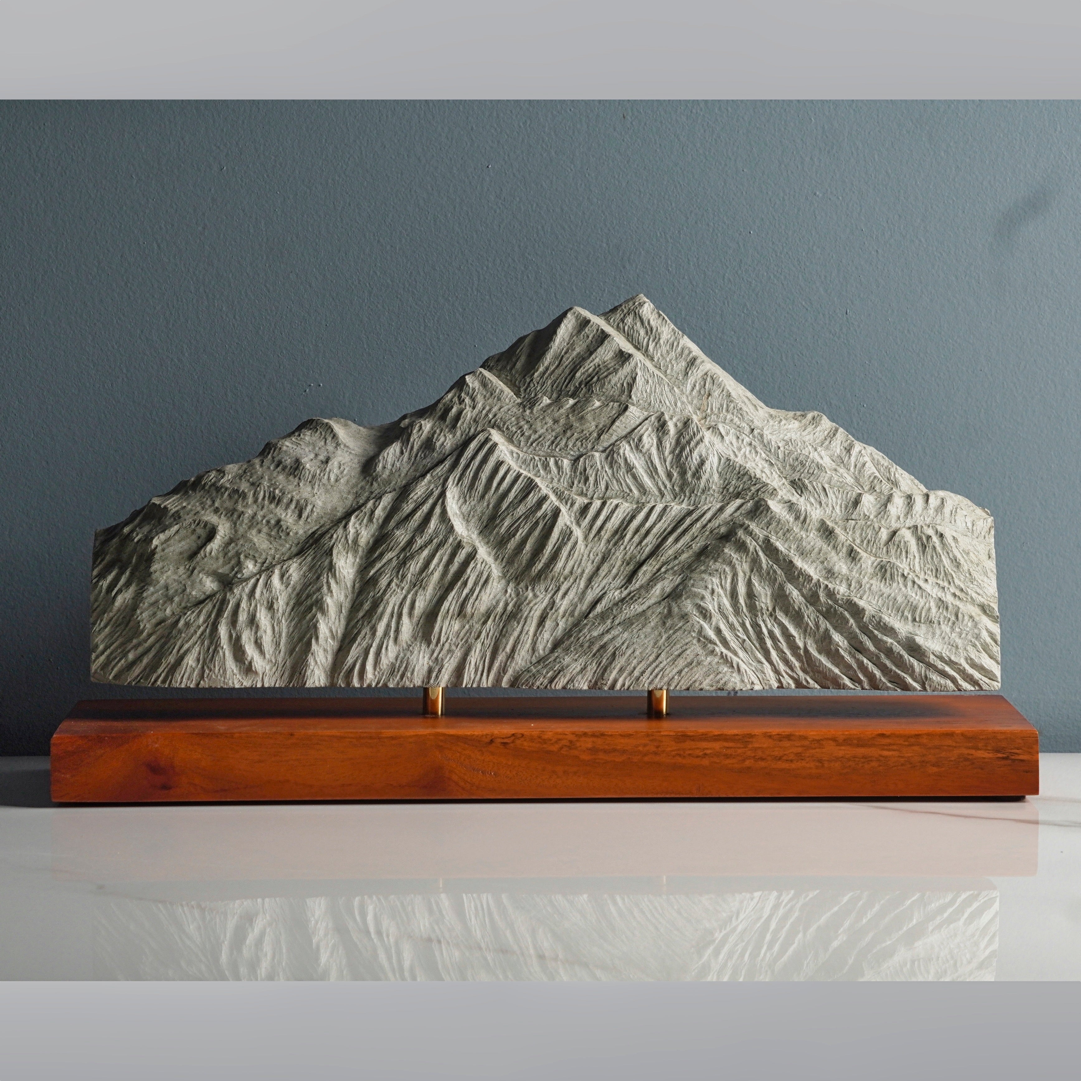 Sculpted Peaks Sculpture IMPF 234