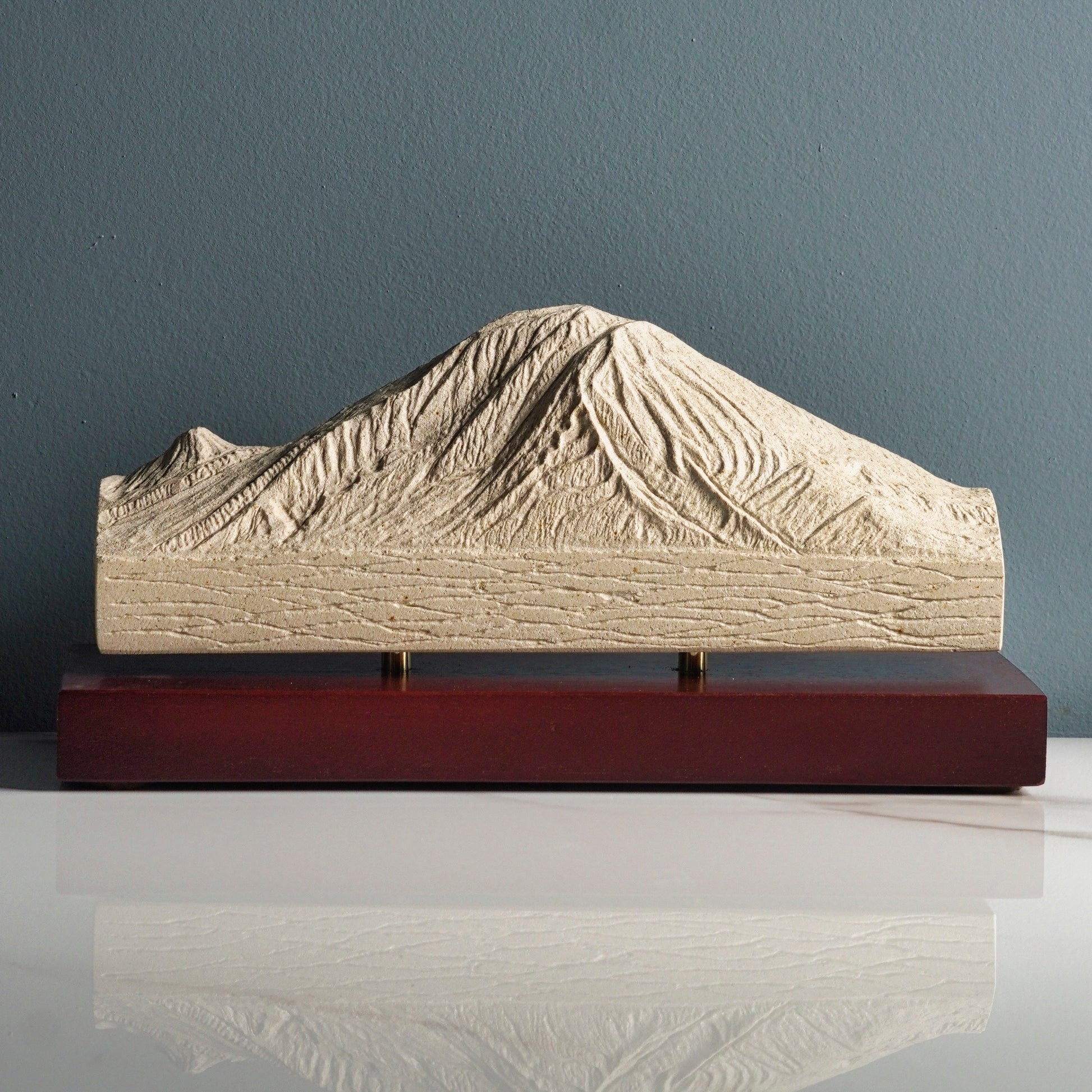 Sculpted Peaks Sculpture IMPF 257