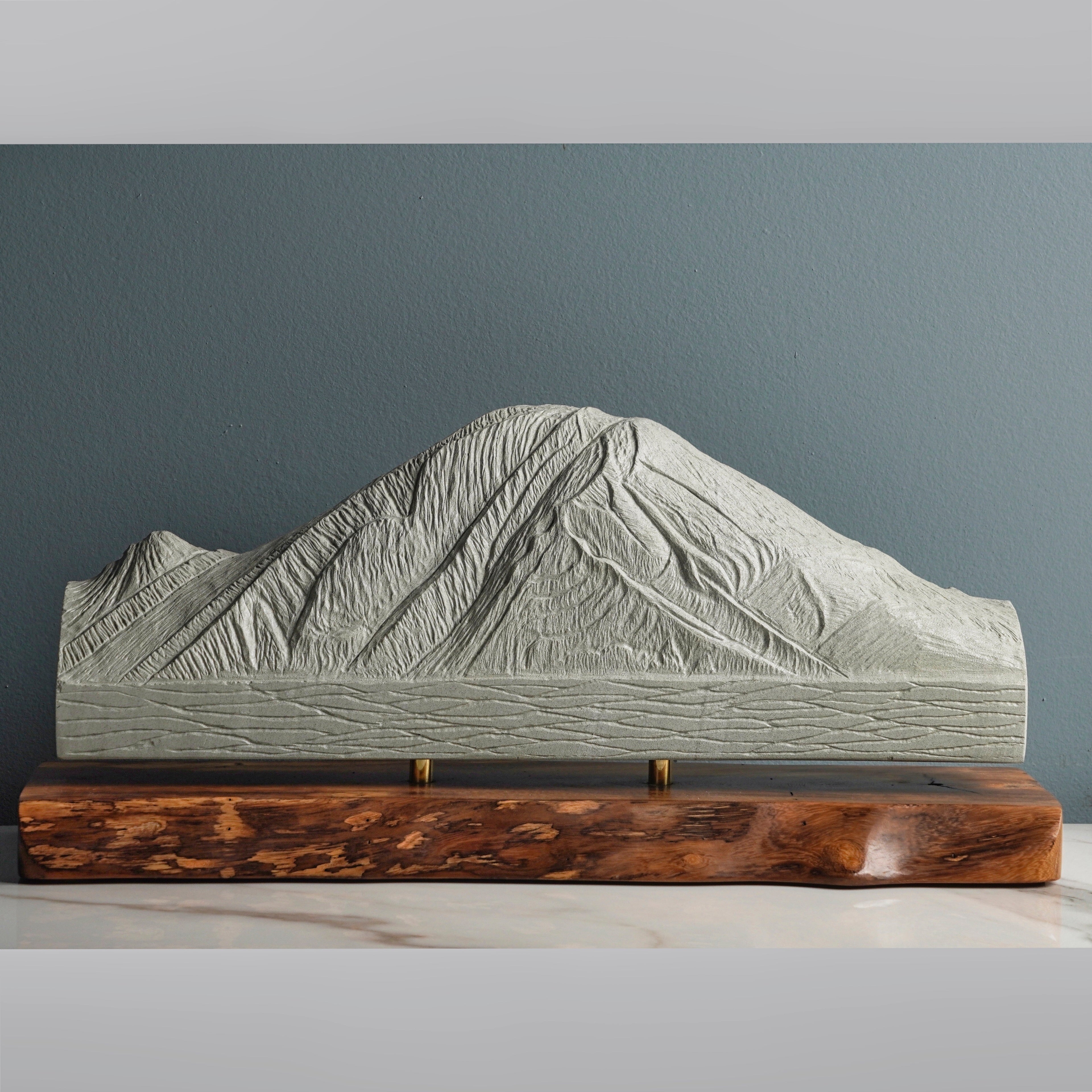 Sculpted Peaks Sculpture IMPF 260