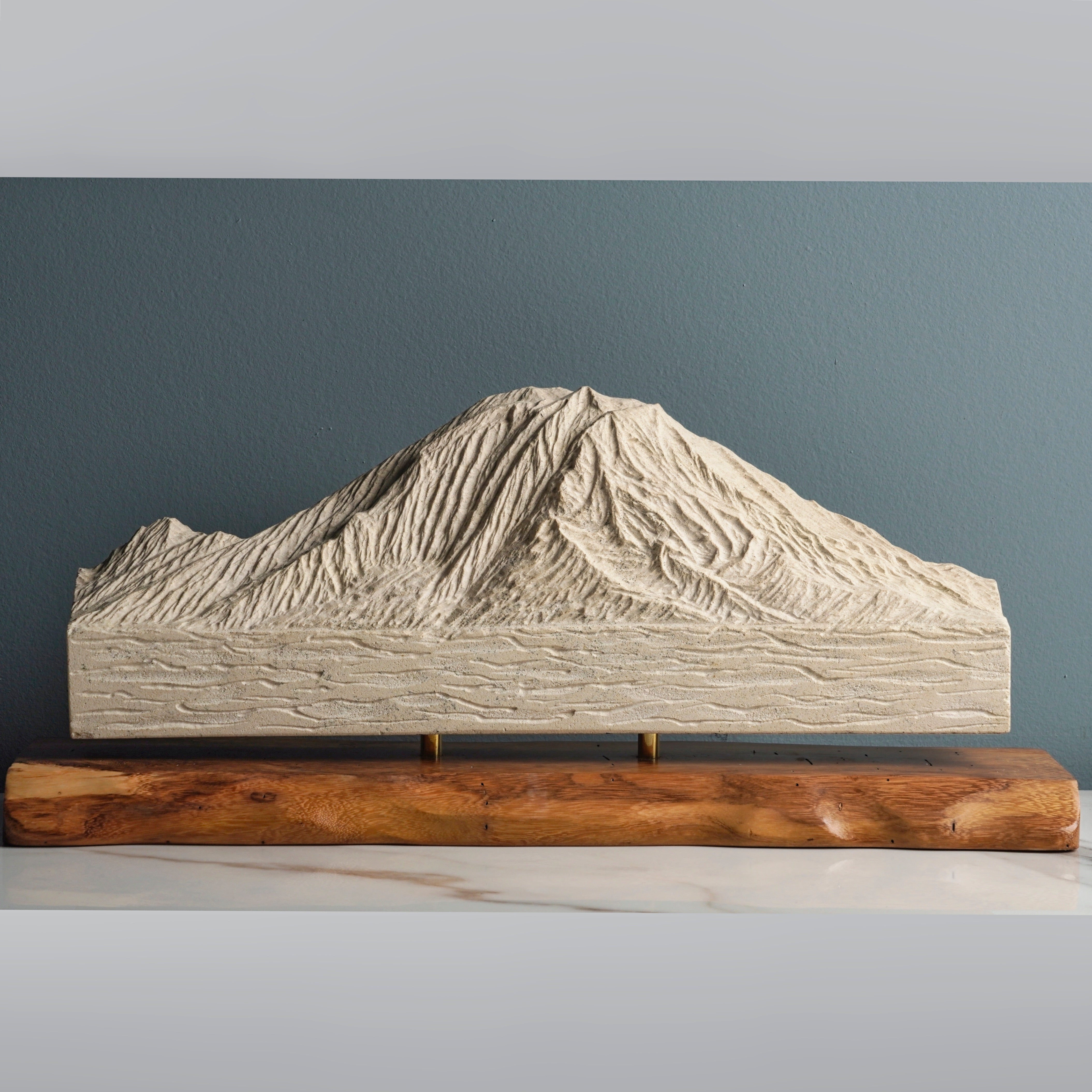 Sculpted Peaks Sculpture IMPF 261
