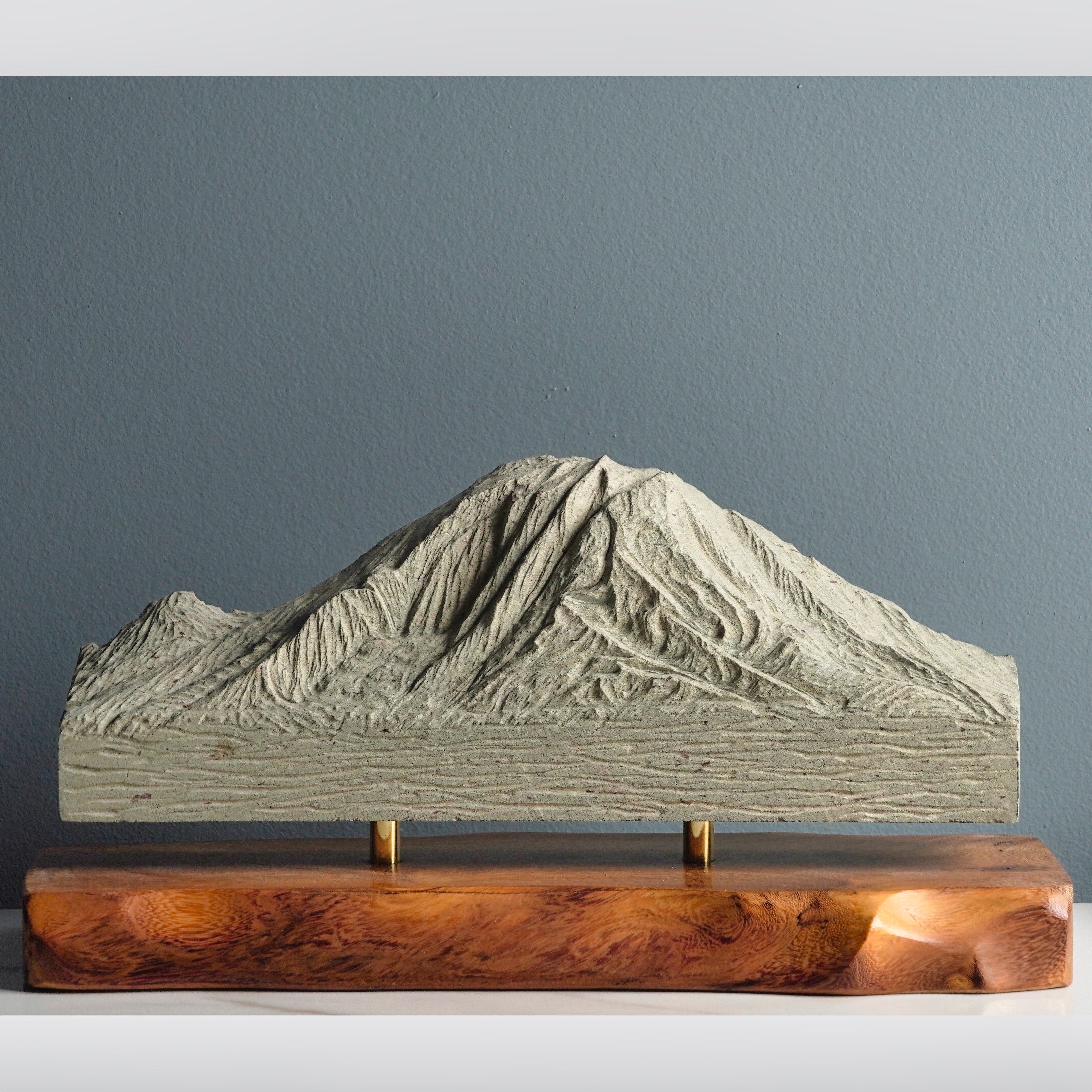 Sculpted Peaks Sculpture IMPF 273