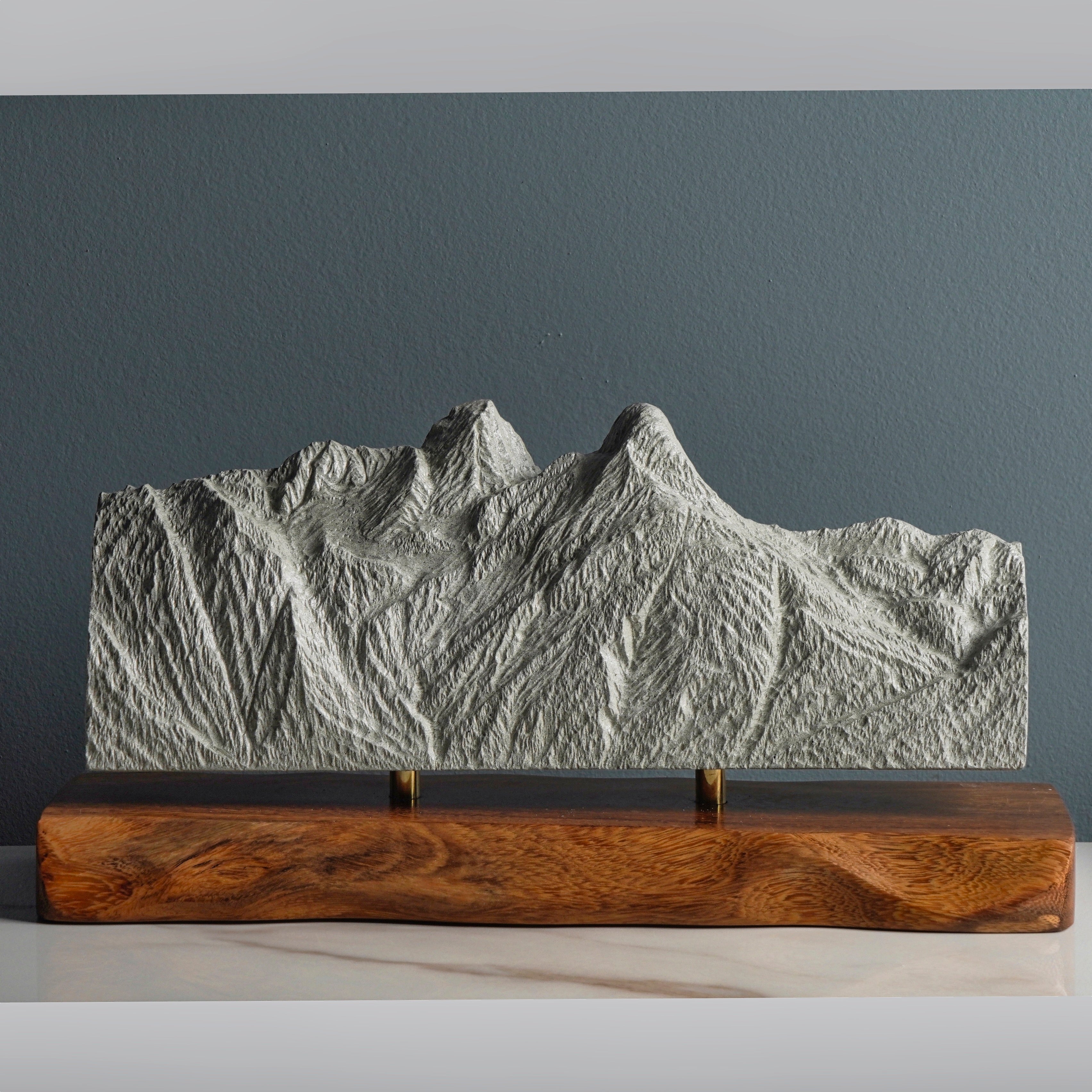 Sculpted Peaks Sculpture IMPF 274