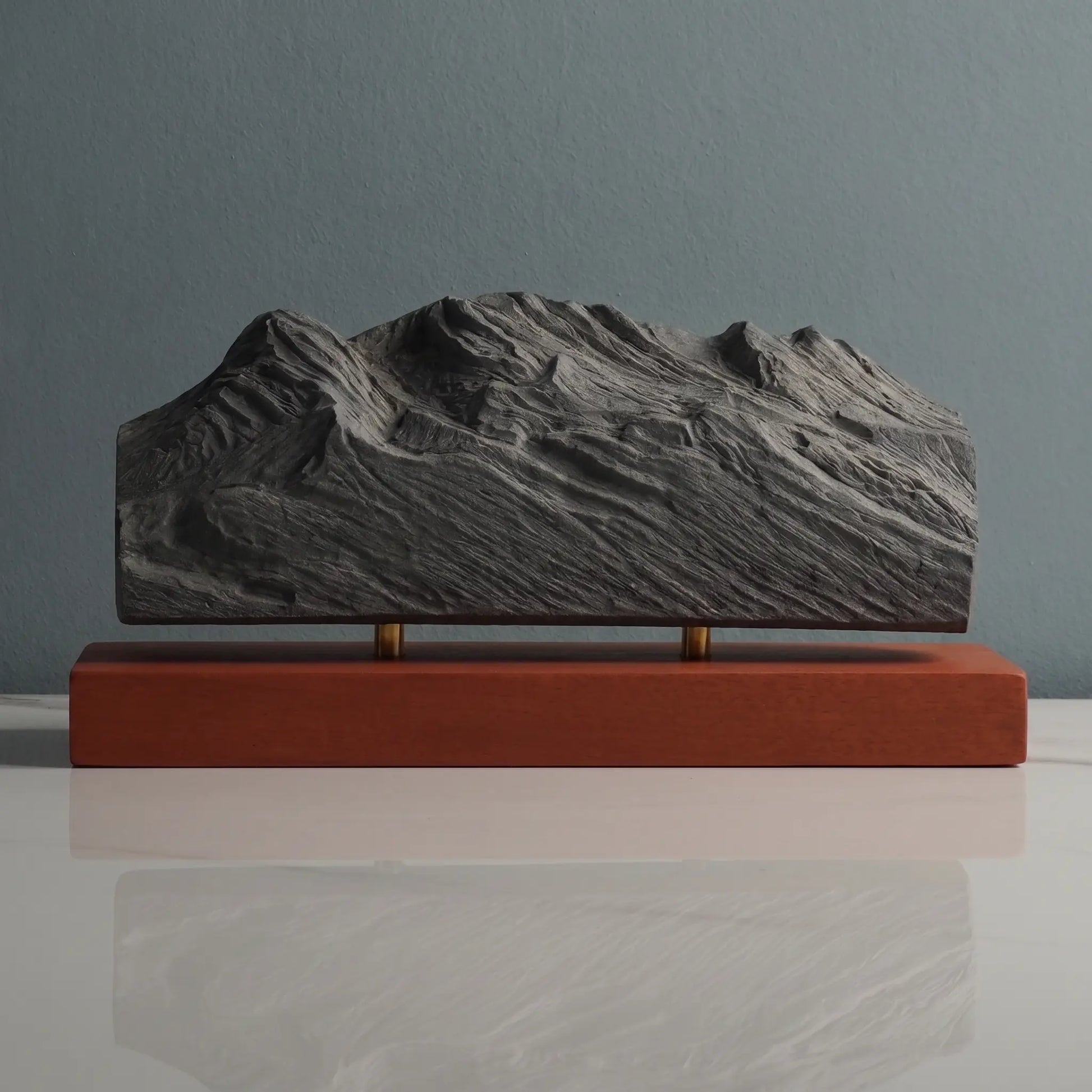 Iztaccíhuatl Volcano Sculpture (Sleeping Woman, Mexico) Sculpted Peaks