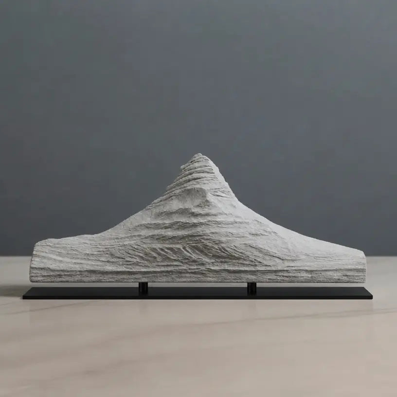 Kirkjufell Sculpture (Iceland) Sculpted Peaks