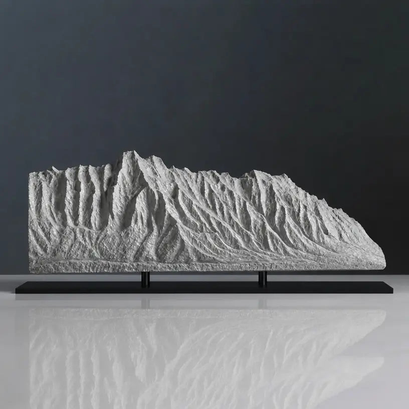 Koʻolau Range Sculpture (Kāne'ohe Bay, Hawaii) Sculpted Peaks