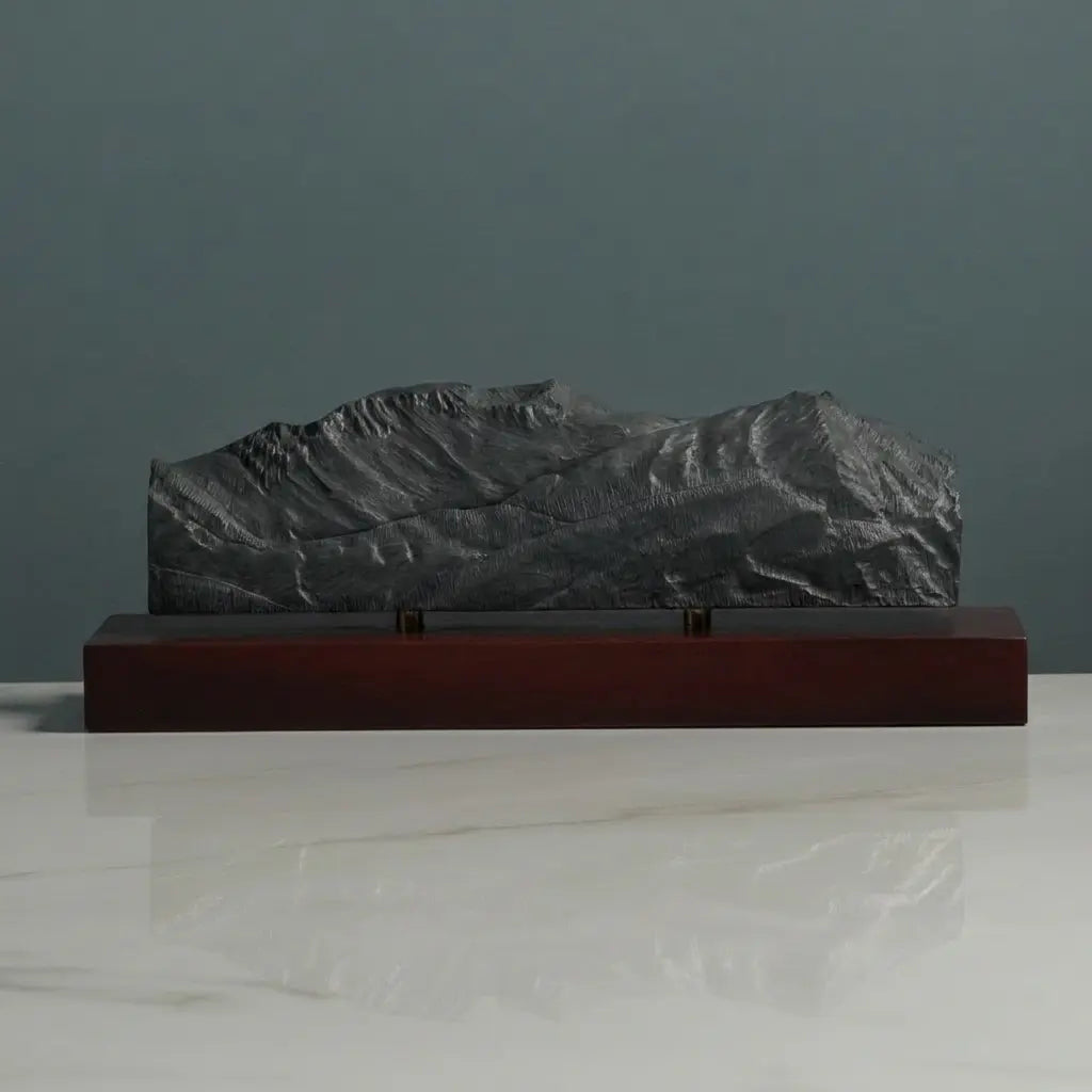 Mammoth Mountain Sculpture (Eastern Sierra, California) Sculpted Peaks