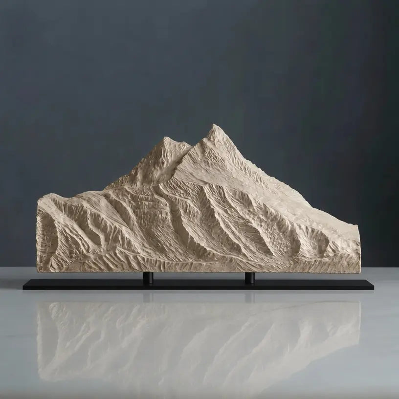 Manaslu Sculpture (Mansiri Himal, Nepal) Sculpted Peaks