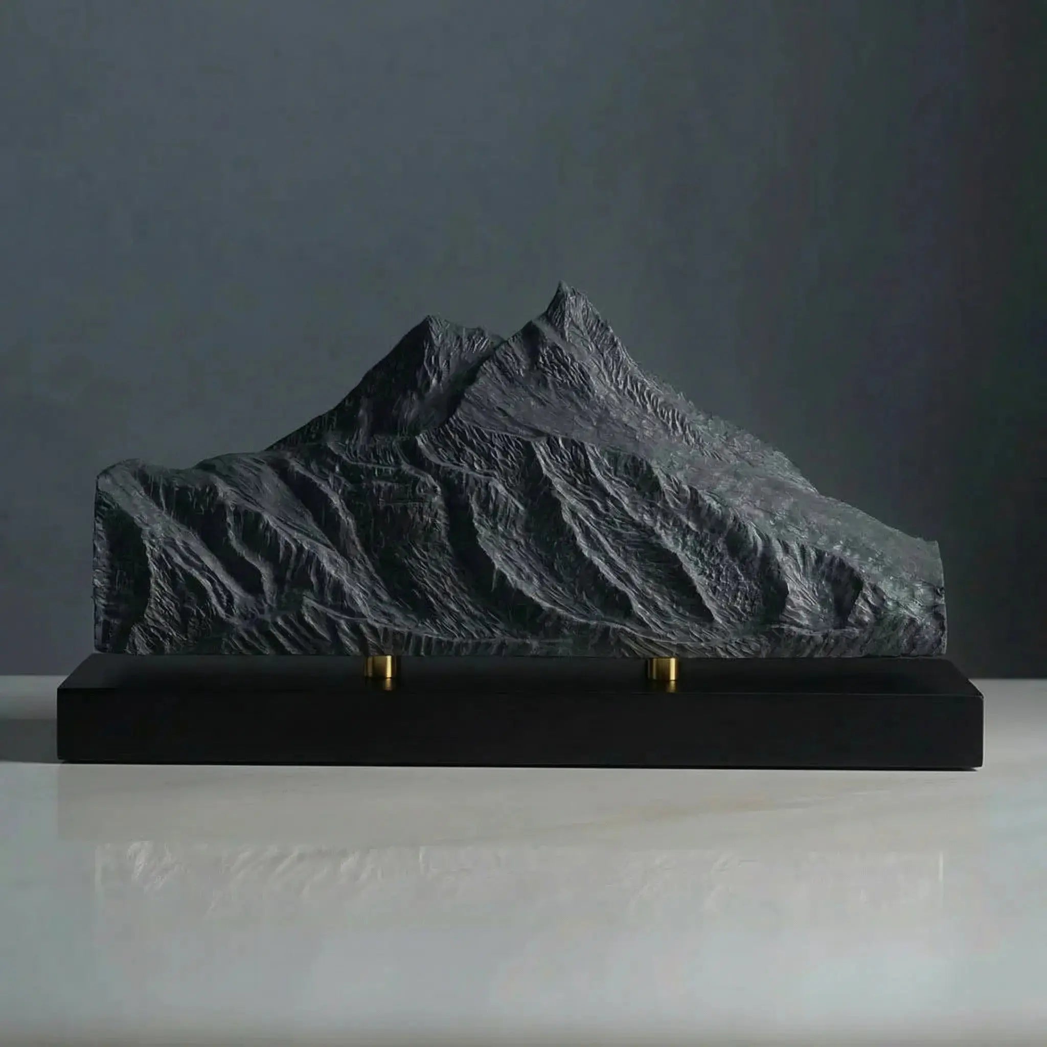 Manaslu Sculpture (Mansiri Himal, Nepal) Sculpted Peaks