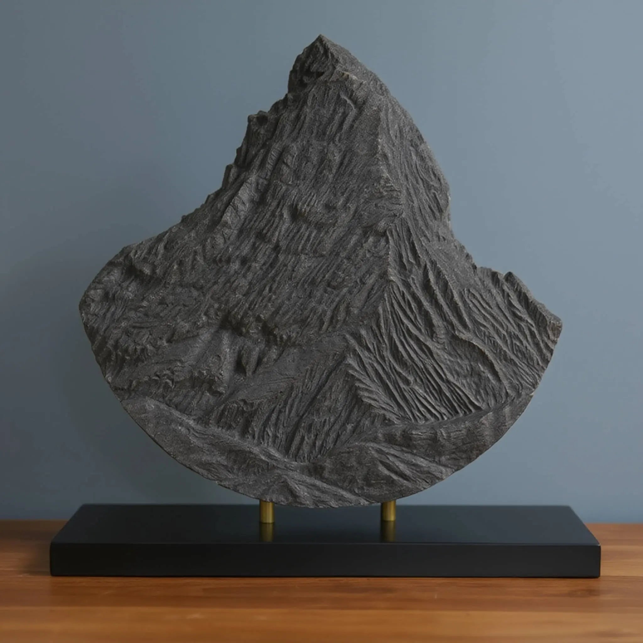 Matterhorn Sculpture (Rounded Bottom) Sculpted Peaks