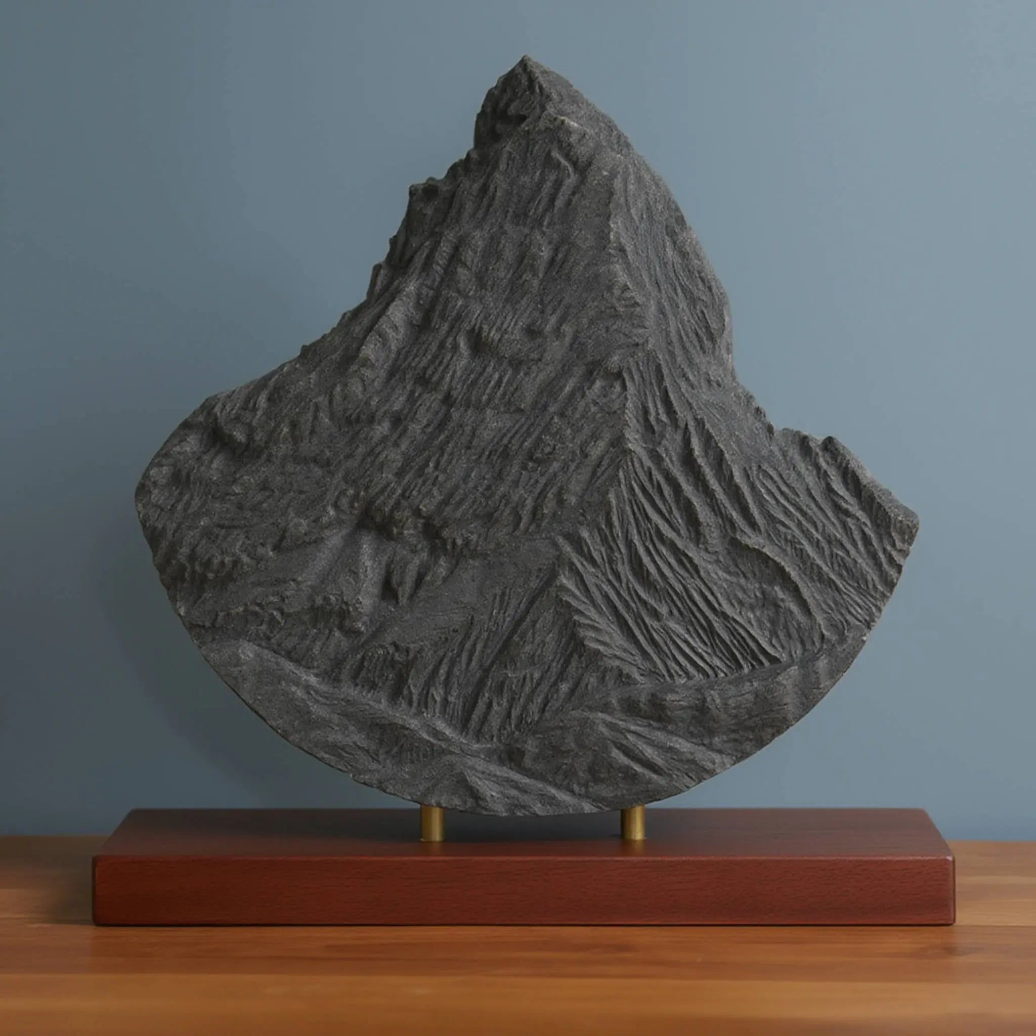 Matterhorn Sculpture (Rounded Bottom) Sculpted Peaks