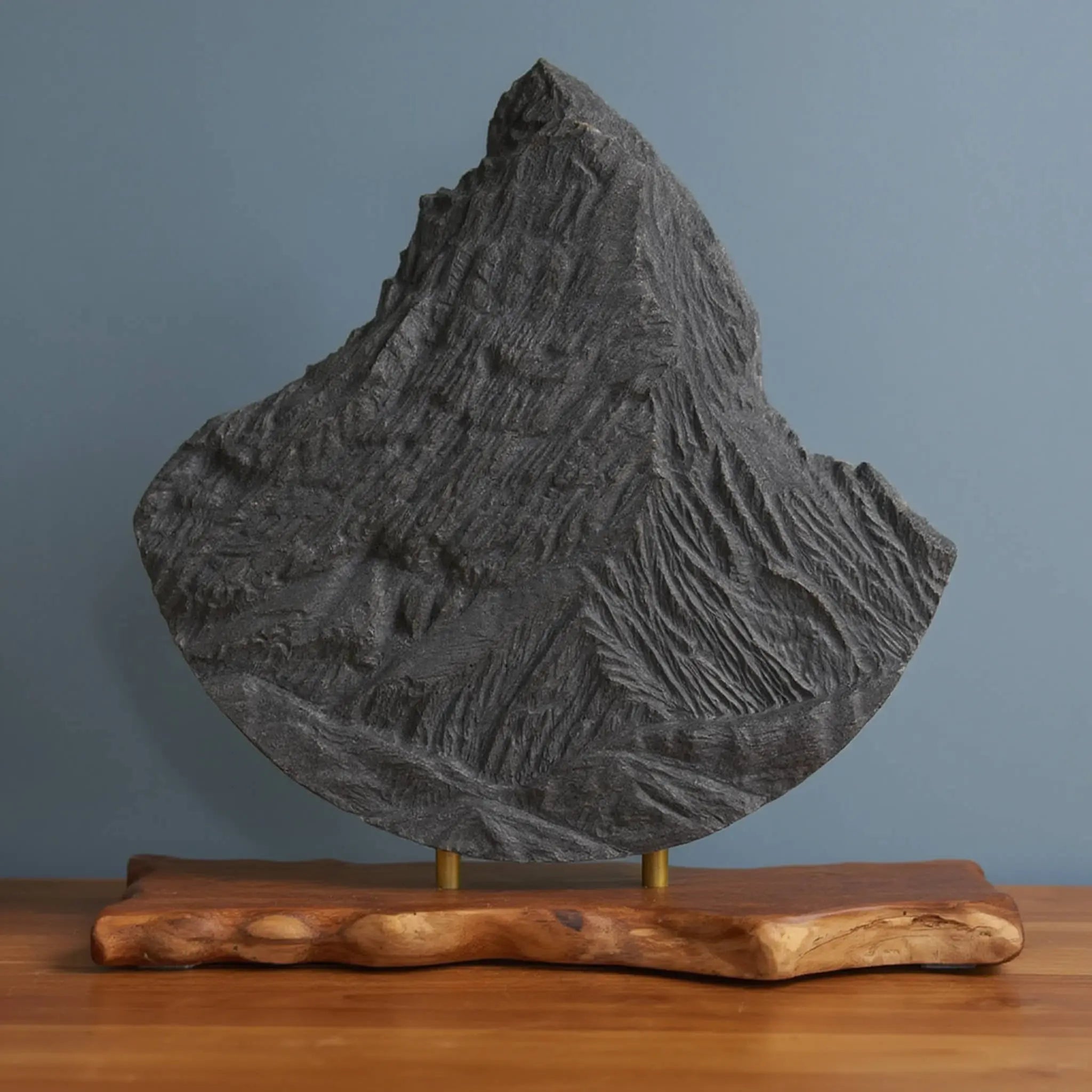 Matterhorn Sculpture (Rounded Bottom) Sculpted Peaks