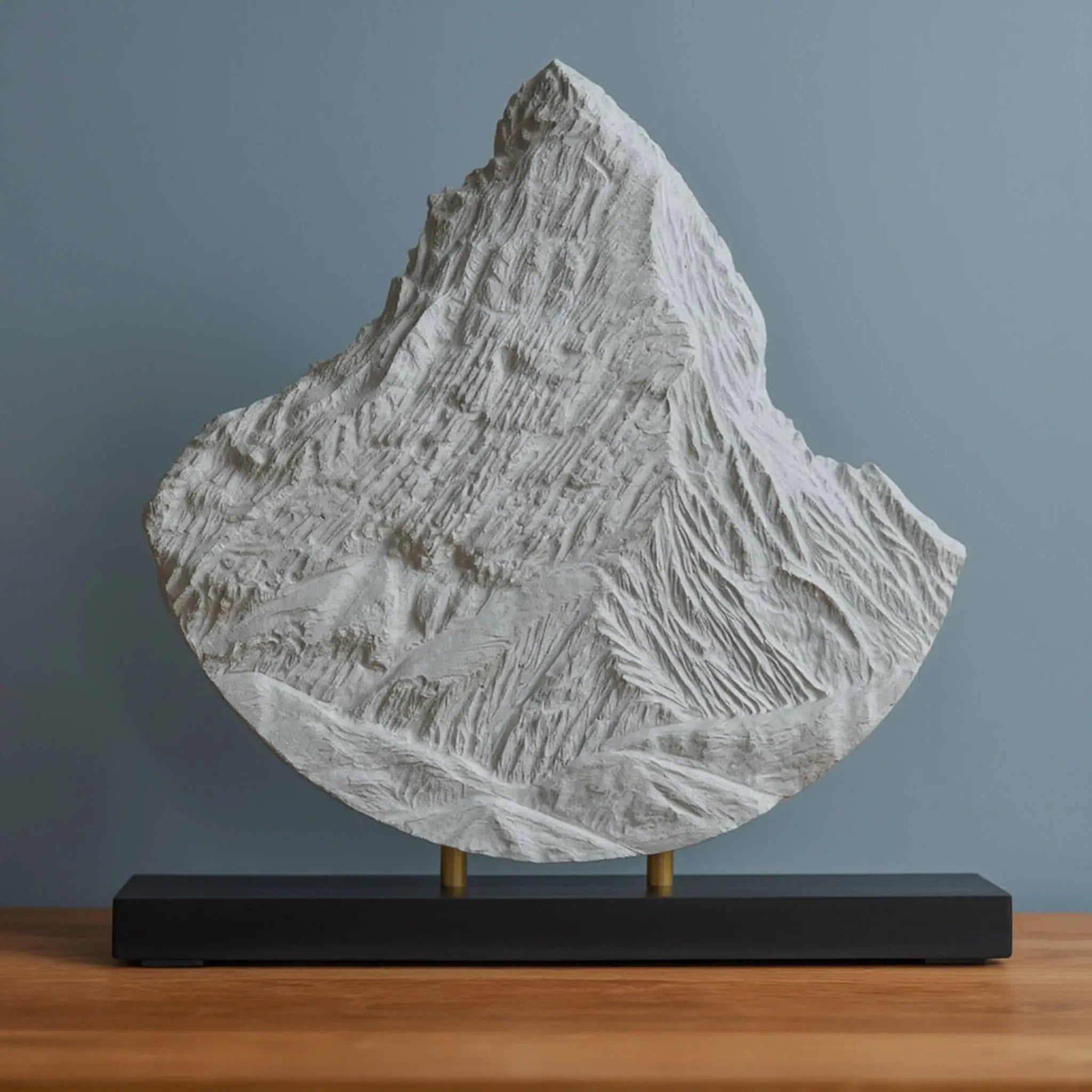 Matterhorn Sculpture (Rounded Bottom) Sculpted Peaks