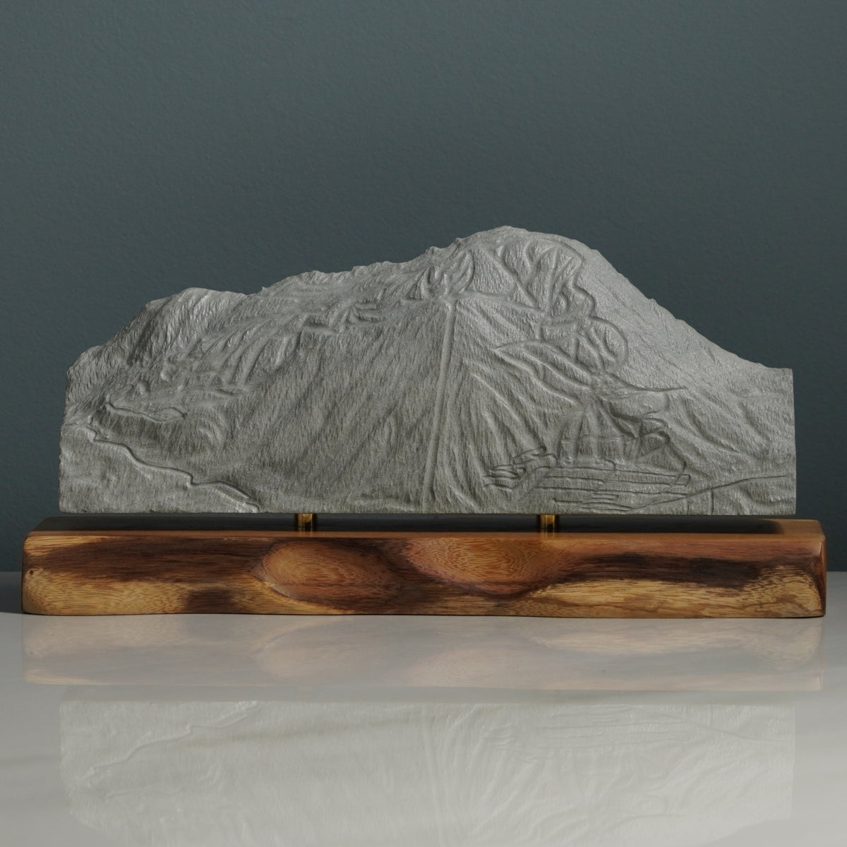 Monument Peak Sculpture - Heavenly Ski Resort