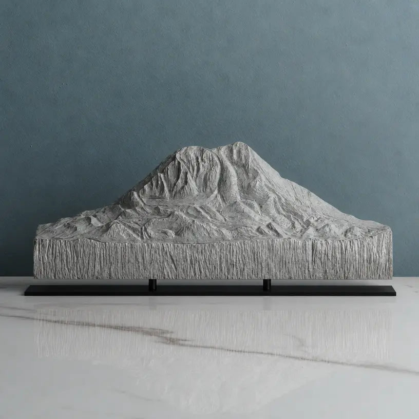 Mount Adams Sculpture - Takhlakh Lake Sculpted Peaks