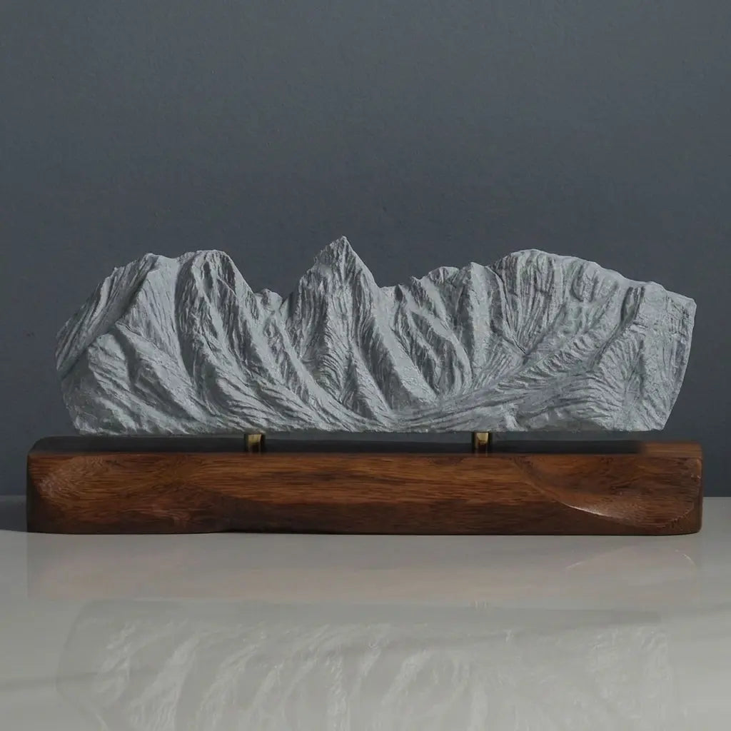 Mount Kalalea Sculpture (Kauaʻi, Hawaii) Sculpted Peaks