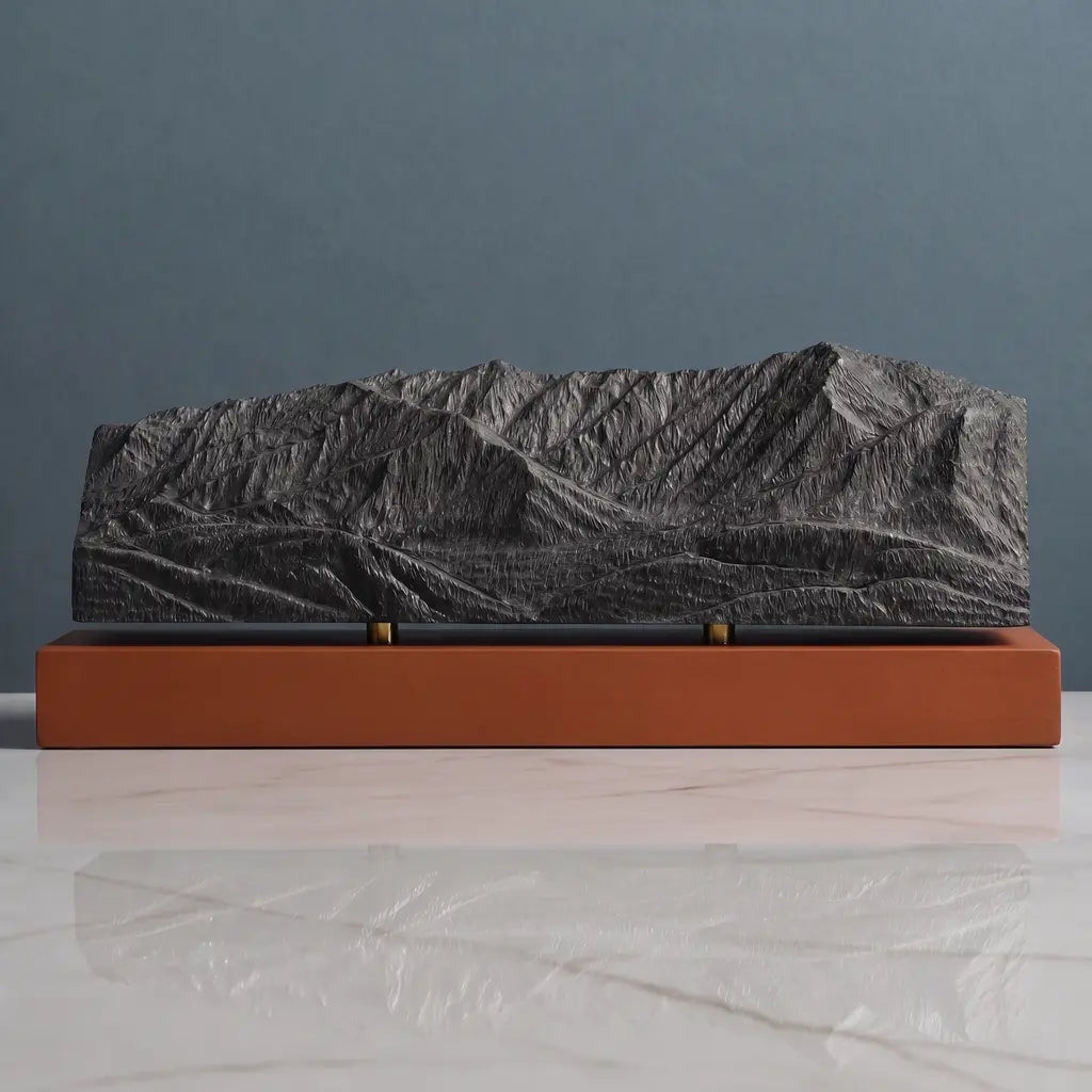 Mount Le Conte Sculpture - Gatlinburg Sculpted Peaks