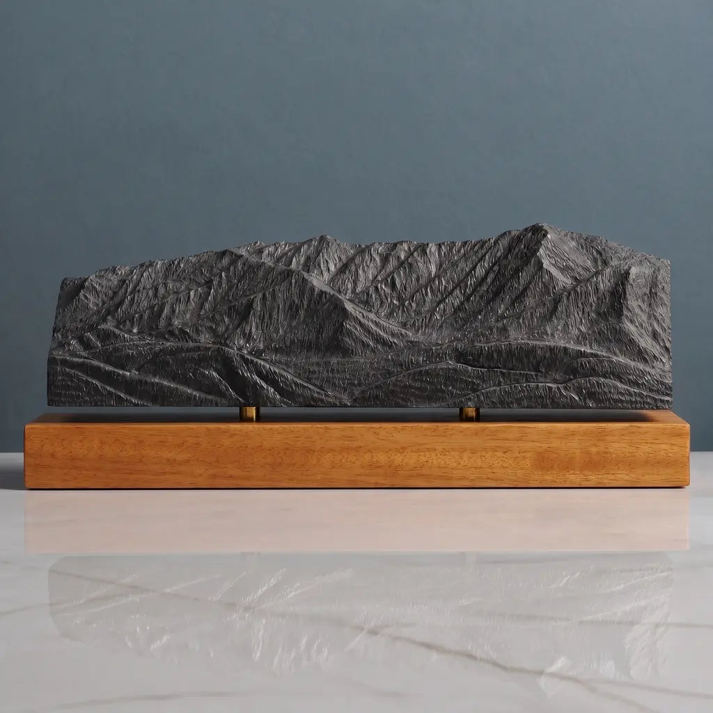 Mount Le Conte Sculpture - Gatlinburg Sculpted Peaks