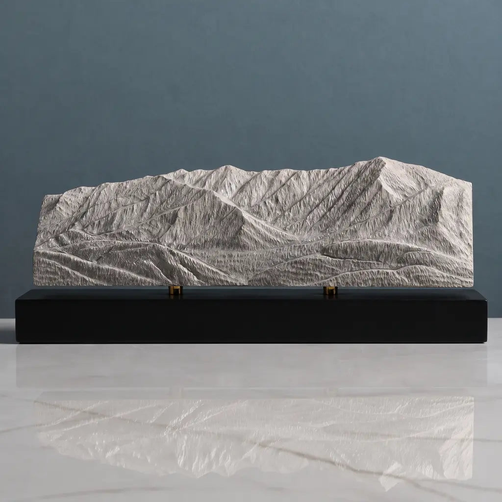 Mount Le Conte Sculpture - Gatlinburg Sculpted Peaks