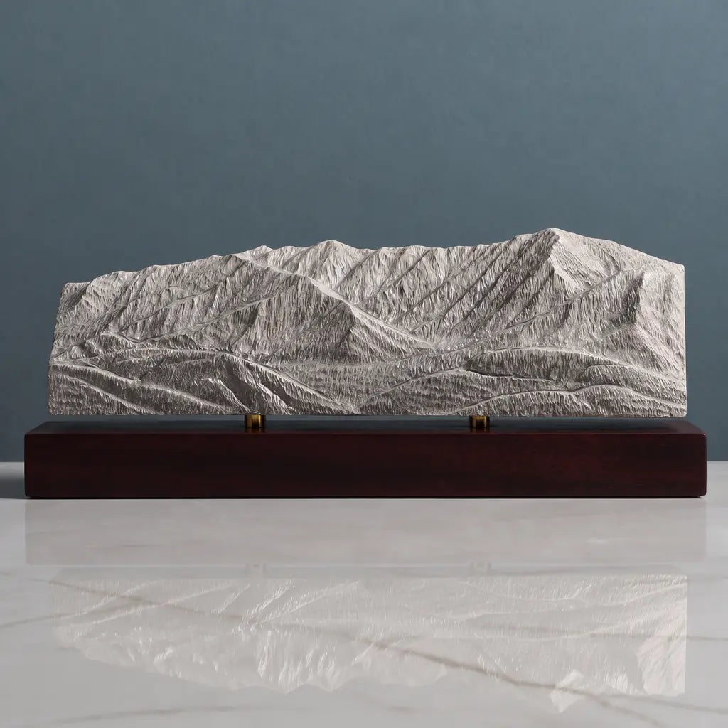 Mount Le Conte Sculpture - Gatlinburg Sculpted Peaks