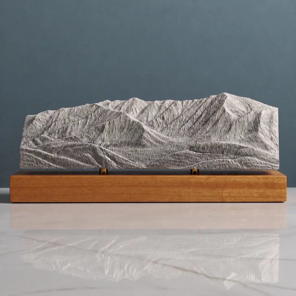 Mount Le Conte Sculpture - Gatlinburg Sculpted Peaks