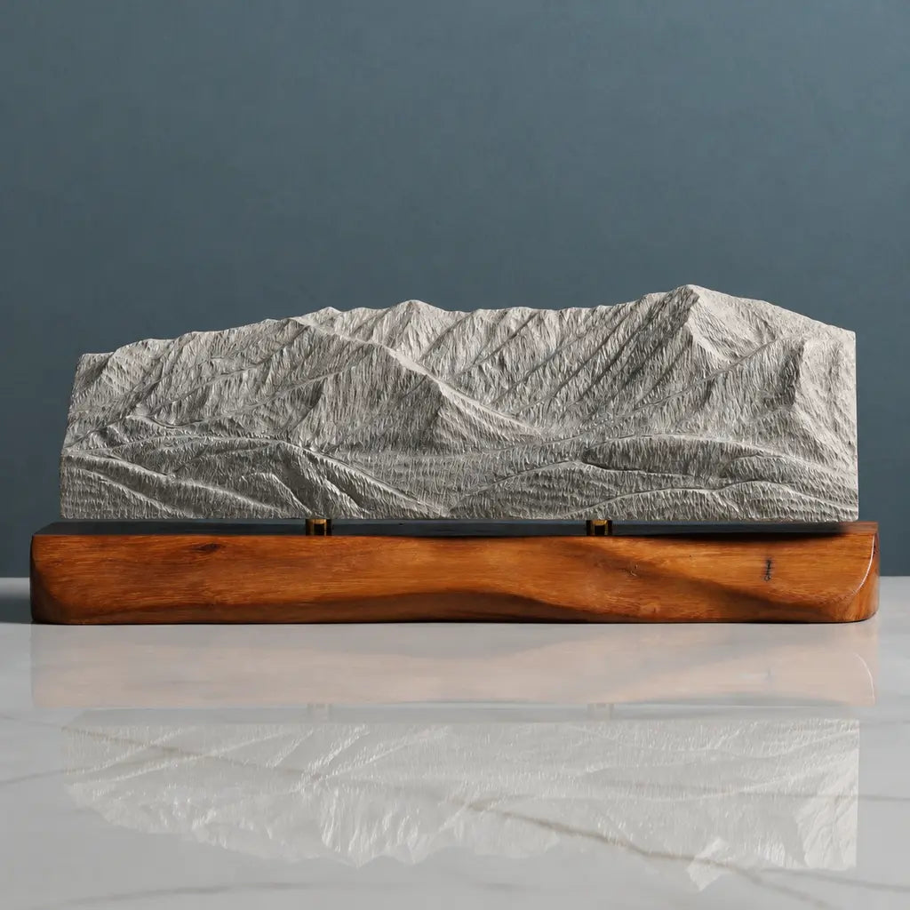 Mount Le Conte Sculpture - Gatlinburg Sculpted Peaks