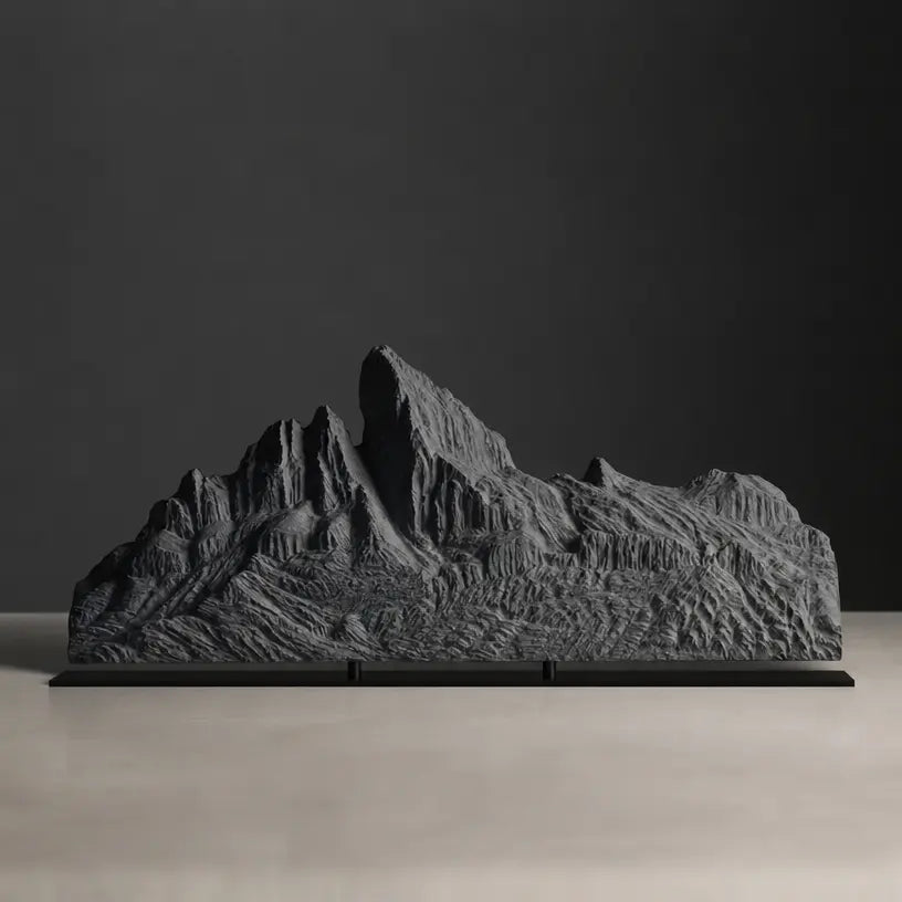Mount Otemanu Sculpture (Bora Bora) Sculpted Peaks