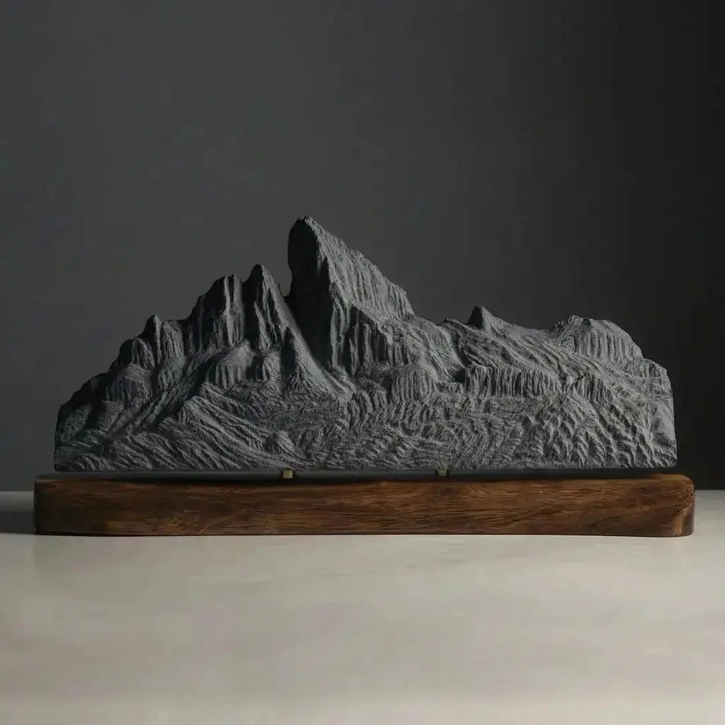 Mount Otemanu Sculpture (Bora Bora) Sculpted Peaks