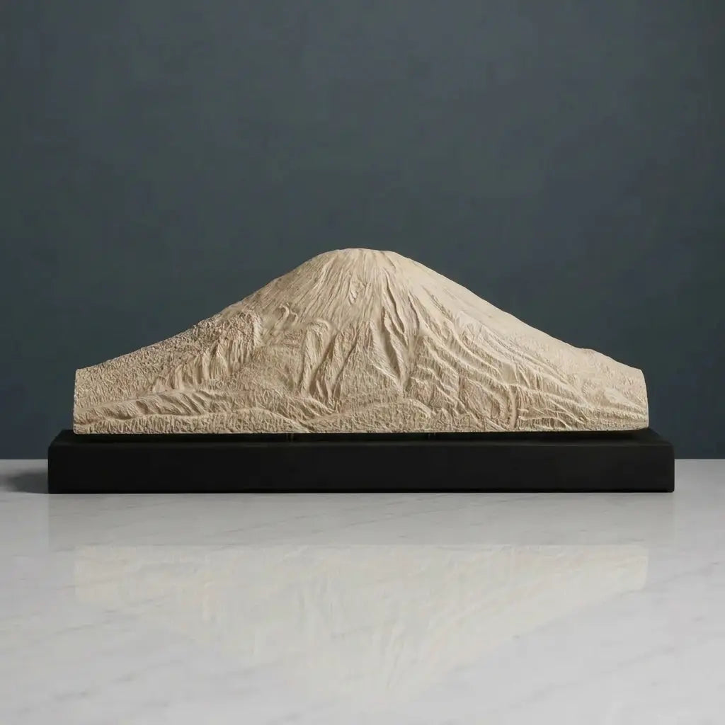 Mount Shiribetsu Sculpture (Hokkaido, Japan) Sculpted Peaks