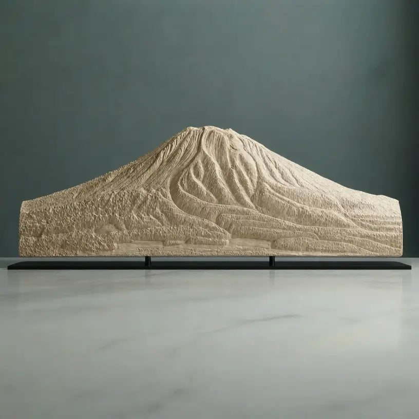 Mount Yotei Sculpture (Hokkaido, Japan) Sculpted Peaks