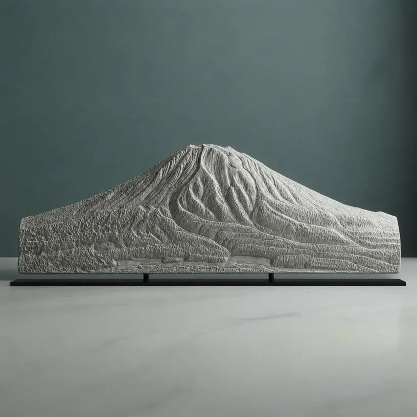 Mount Yotei Sculpture (Hokkaido, Japan) Sculpted Peaks