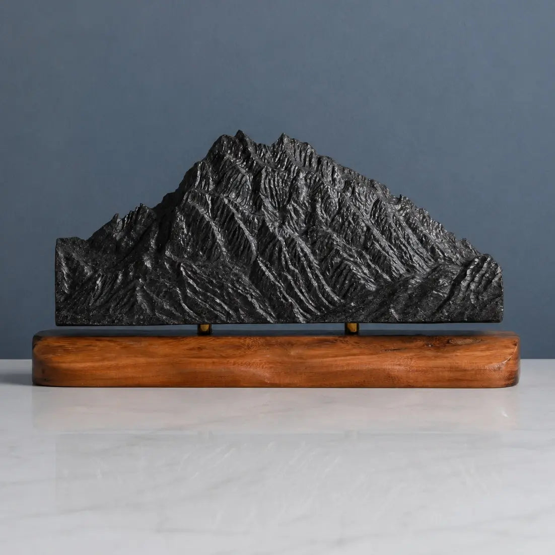 Mount Stuart Sculpture | Cascade Range | Washington | Sculpted Peaks