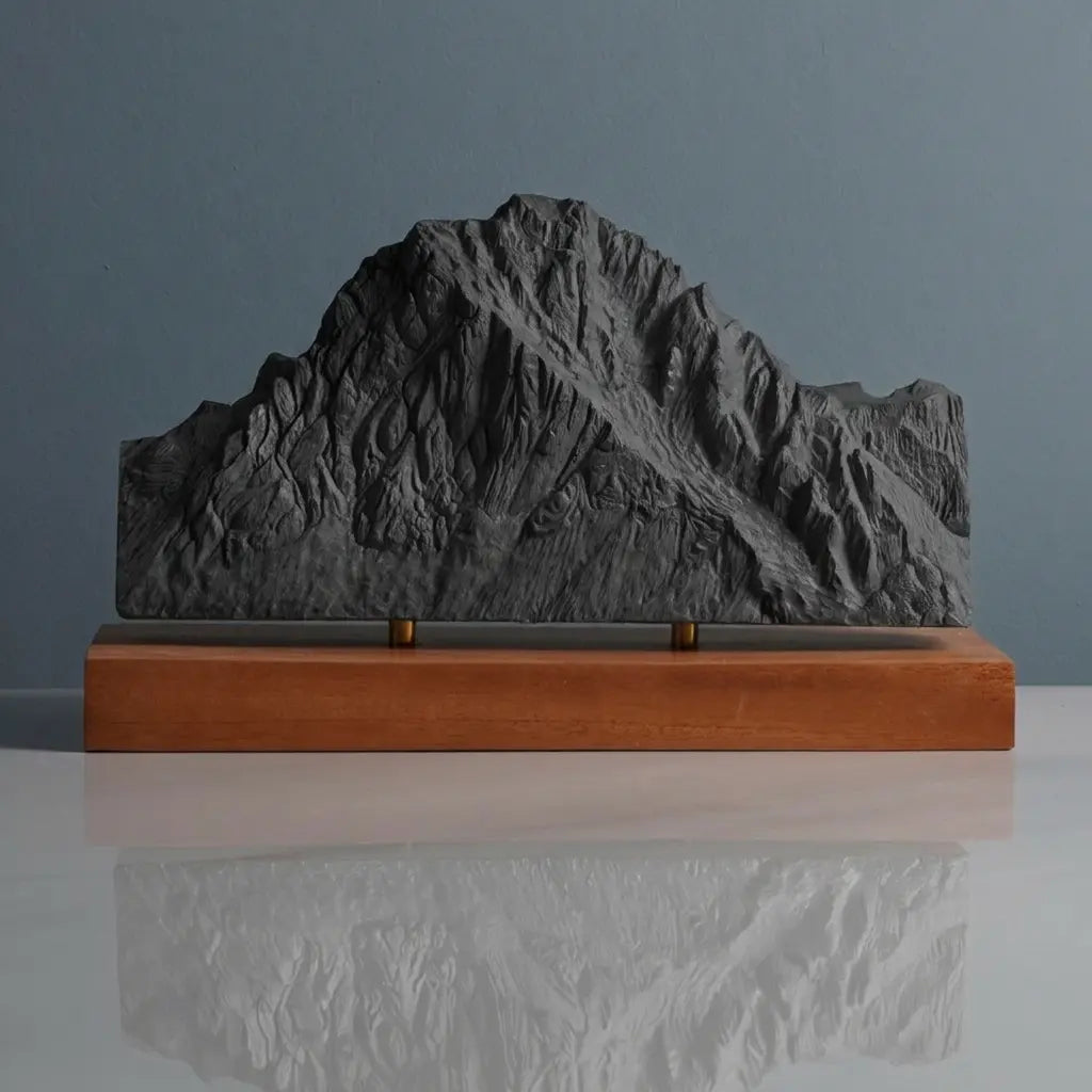 Mytikas Peak Sculpture (Mount Olympus, Greece) Sculpted Peaks