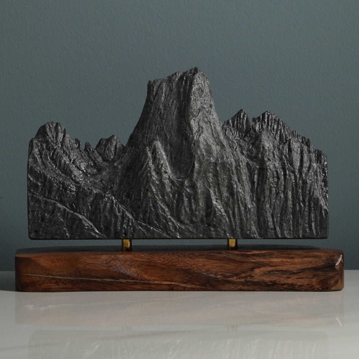 Naranjo de Bulnes Sculpture