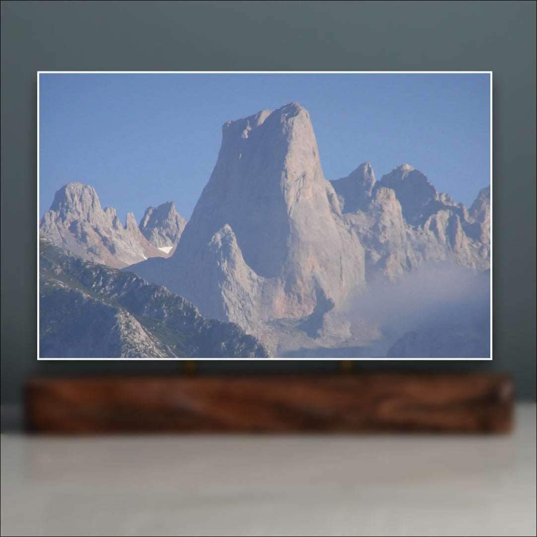 Naranjo de Bulnes Sculpture