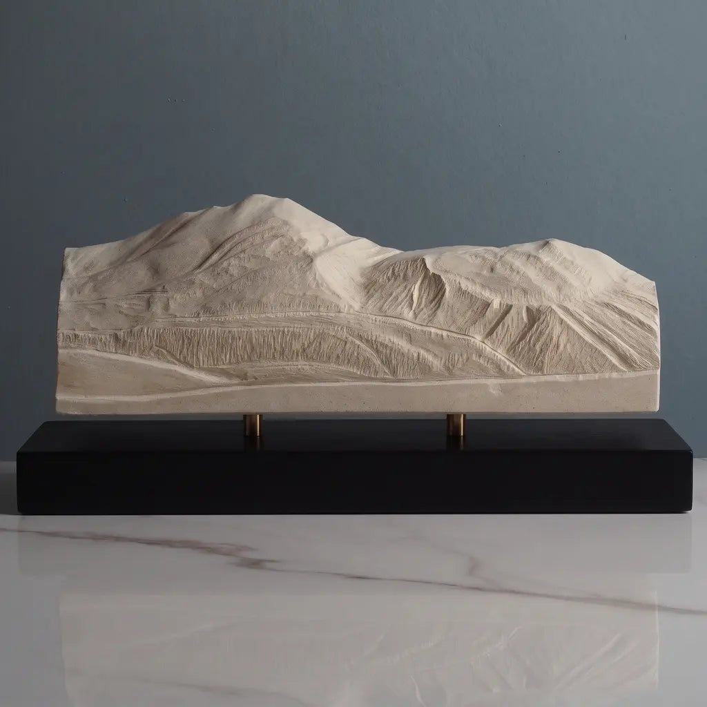 Niseko Annupuri Sculpture - Niseko United Sculpted Peaks