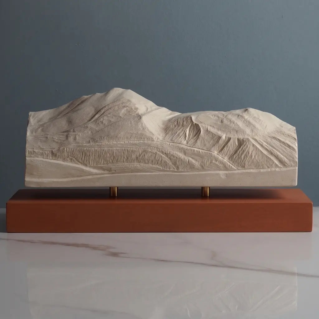 Niseko Annupuri Sculpture - Niseko United Sculpted Peaks