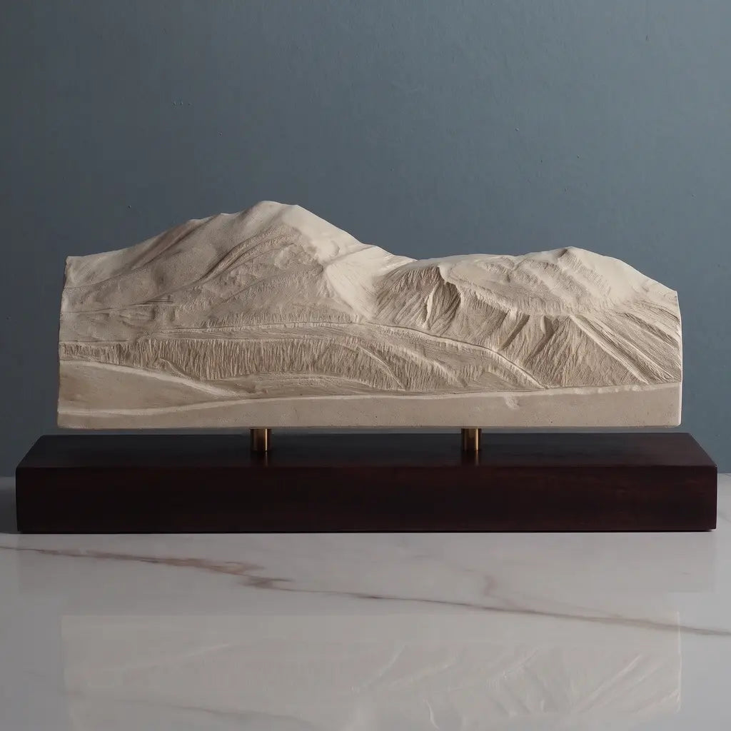 Niseko Annupuri Sculpture - Niseko United Sculpted Peaks