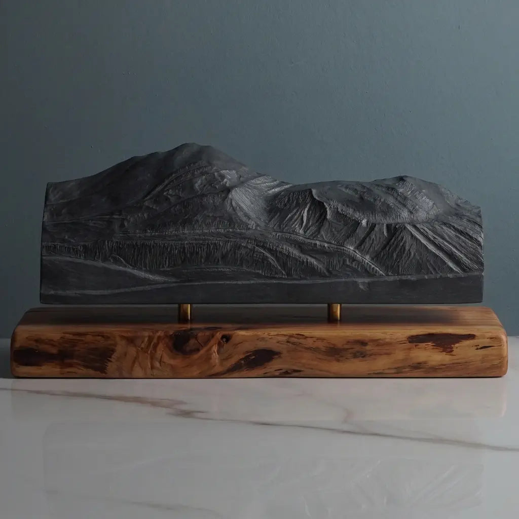 Niseko Annupuri Sculpture - Niseko United Sculpted Peaks