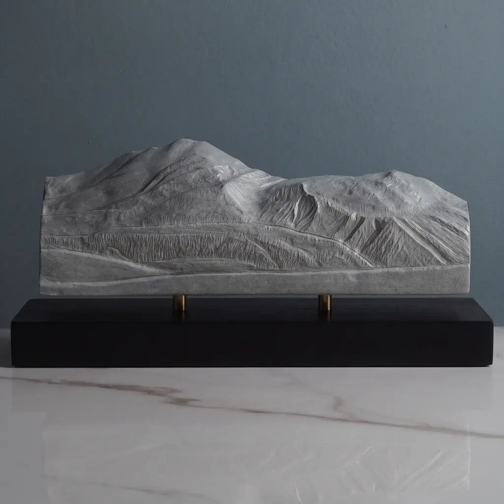 Niseko Annupuri Sculpture - Niseko United Sculpted Peaks