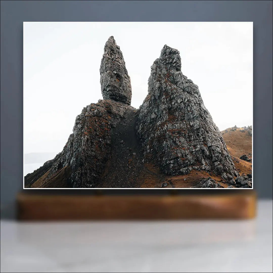 Old Man of Storr Sculpture (Isle of Skye, Scotland) Sculpted Peaks