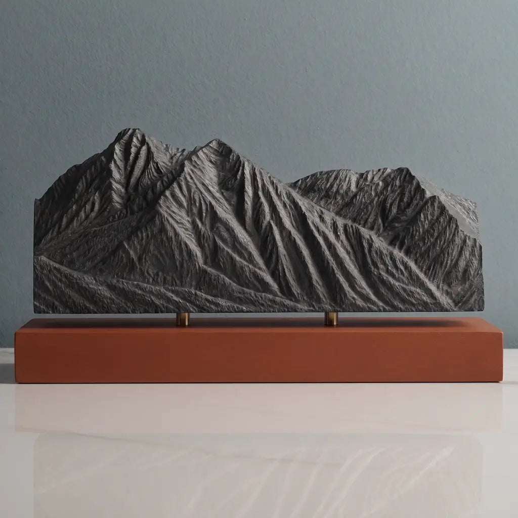 Pic d'Aret Sculpture - Saint-Lary-Soulan Sculpted Peaks