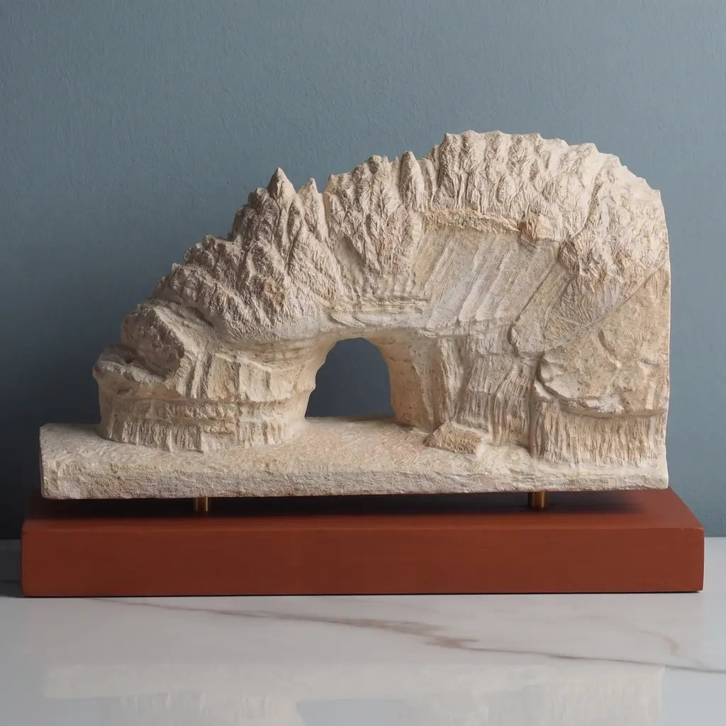 Pictured Rocks Sculpture - Lover's Leap Sculpted Peaks