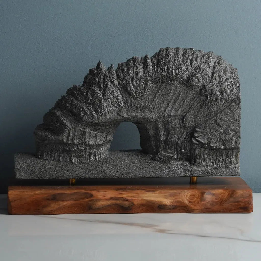 Pictured Rocks Sculpture - Lover's Leap Sculpted Peaks