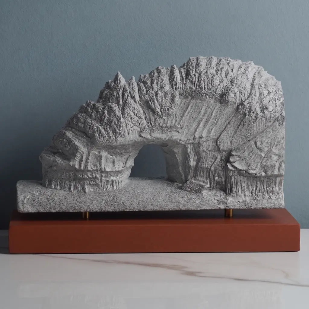 Pictured Rocks Sculpture - Lover's Leap Sculpted Peaks