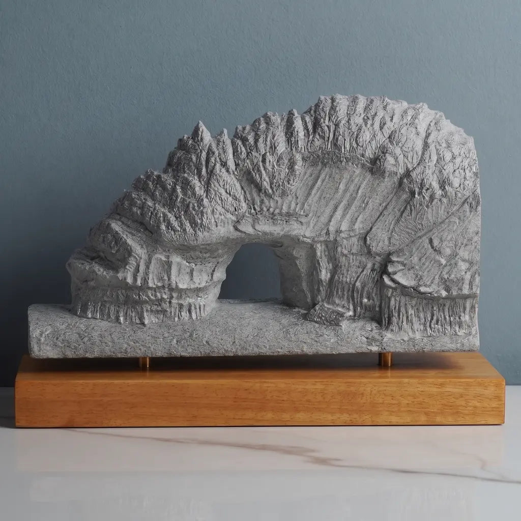Pictured Rocks Sculpture - Lover's Leap Sculpted Peaks
