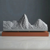 Pitons Sculpture (Soufrière Bay, Saint Lucia)