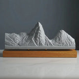 Pitons Sculpture (Soufrière Bay, Saint Lucia)