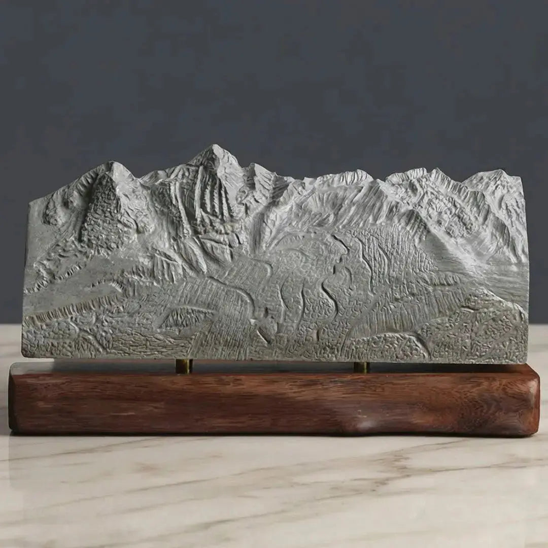 Piz Nair Sculpture (St. Moritz, Switzerland) Sculpted Peaks